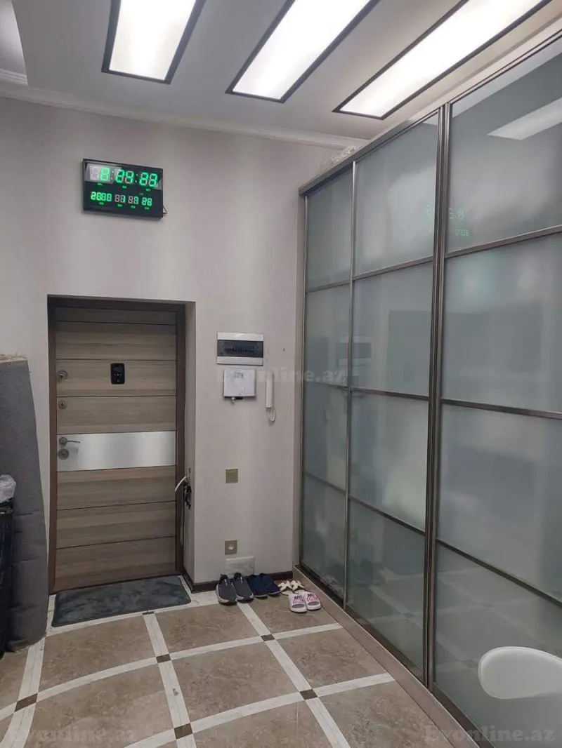 Satılır 4 otaqlı Mənzil Yeni tikili 170 m² Nizami m. - şəkil 26