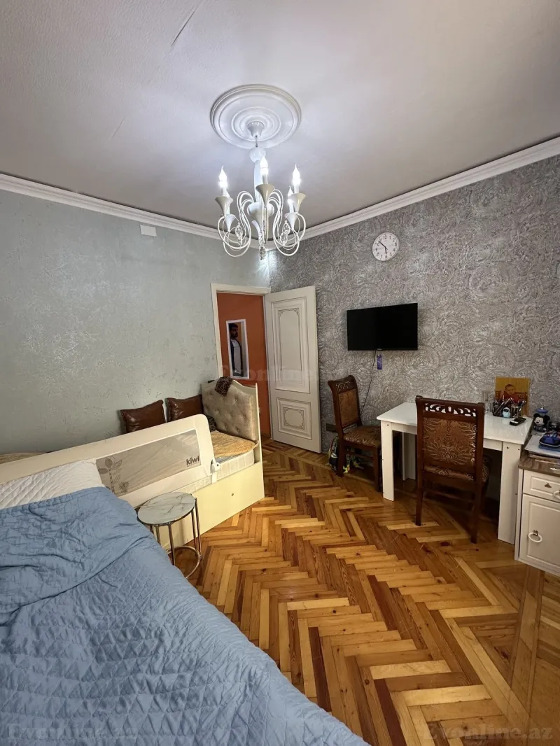 Satılır 4 otaqlı Mənzil Köhnə tikili 85 m² 8-ci mikrorayon - şəkil 12