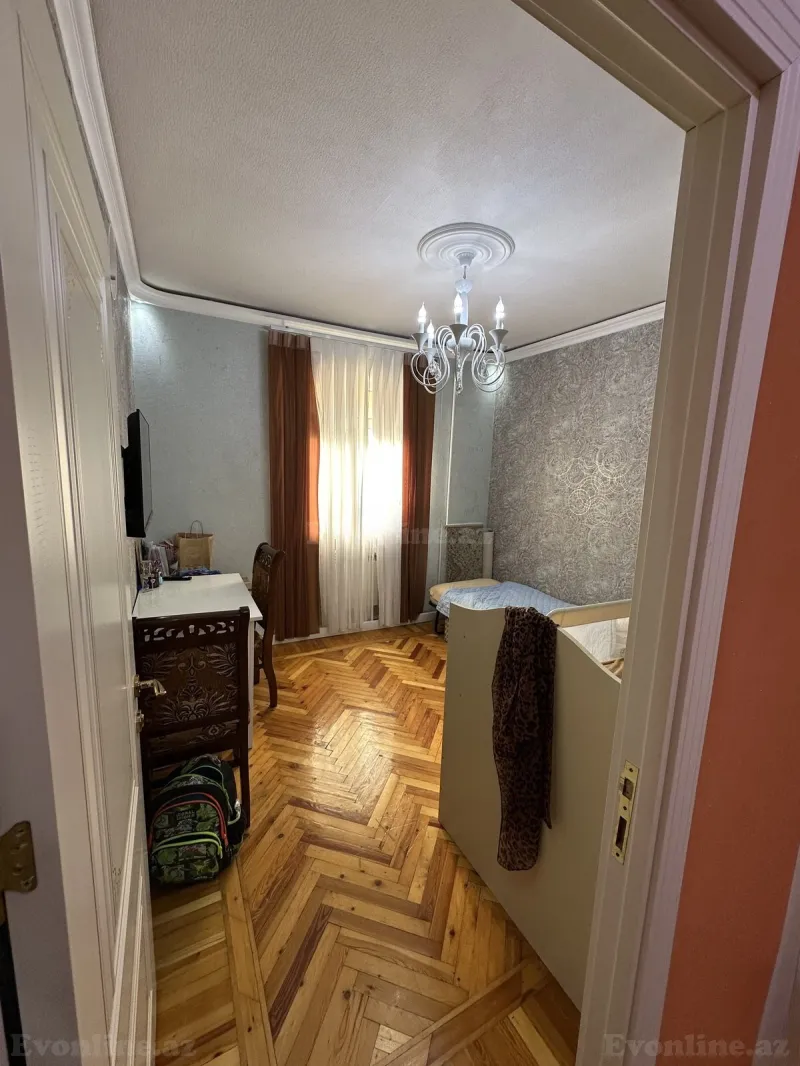 Satılır 4 otaqlı Mənzil Köhnə tikili 85 m² 8-ci mikrorayon - şəkil 14