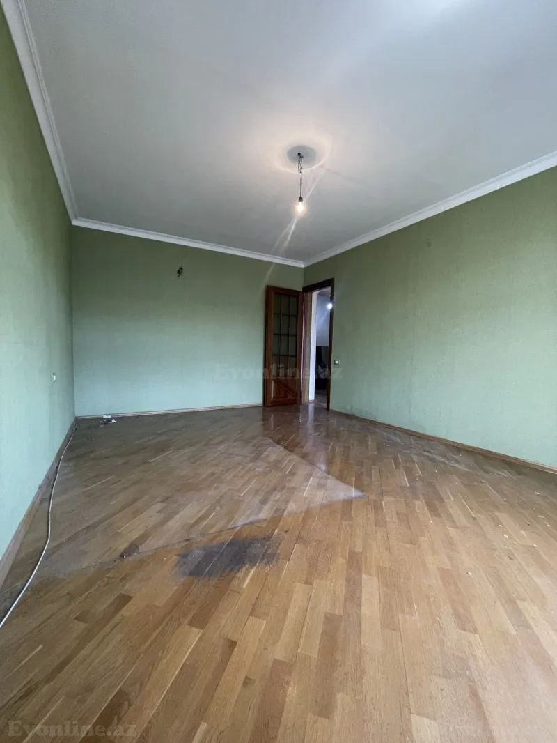 Satılır 3 otaqlı Mənzil Köhnə tikili 90 m² Elmlər Akademiyası m. - şəkil 3