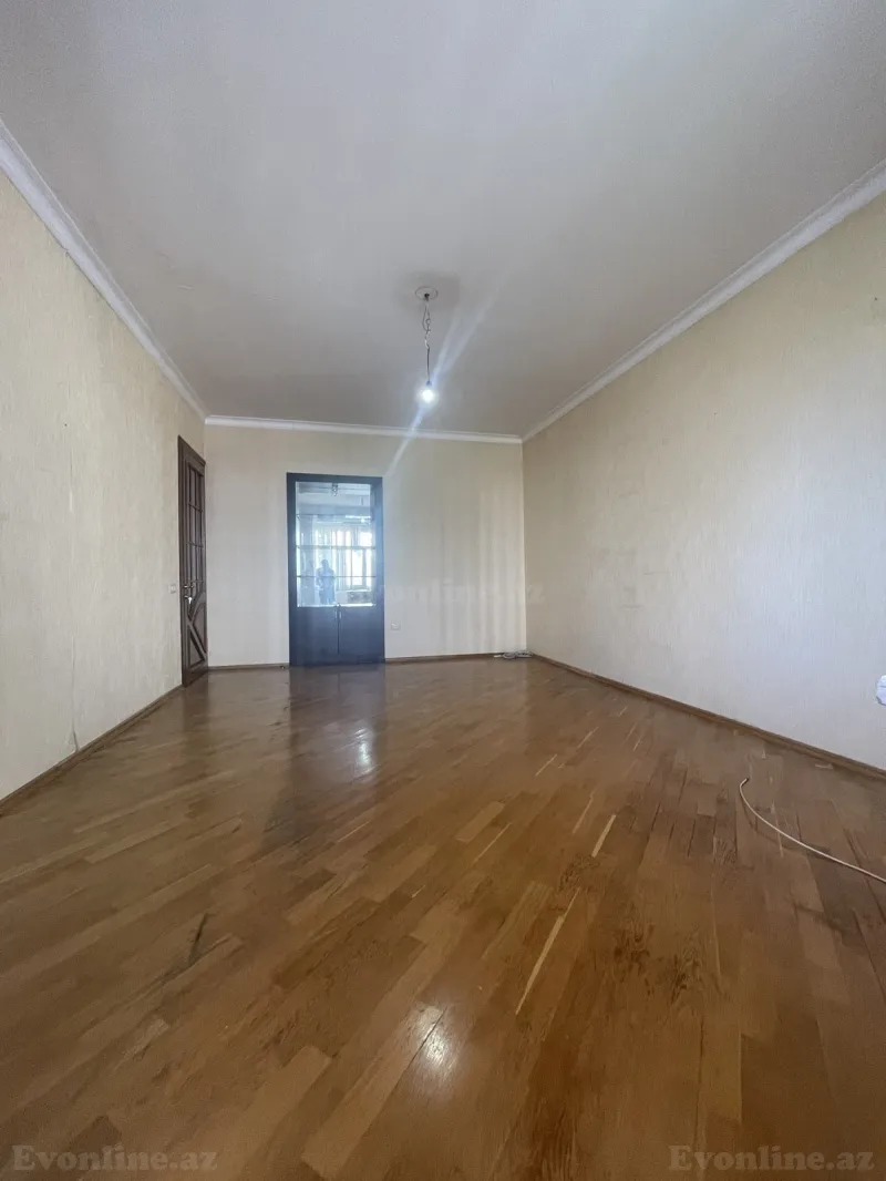 Satılır 3 otaqlı Mənzil Köhnə tikili 90 m² Elmlər Akademiyası m. - şəkil 6