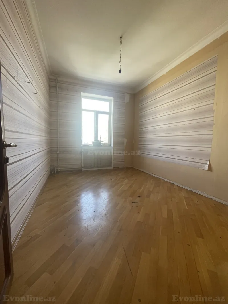 Satılır 3 otaqlı Mənzil Köhnə tikili 90 m² Elmlər Akademiyası m. - şəkil 17