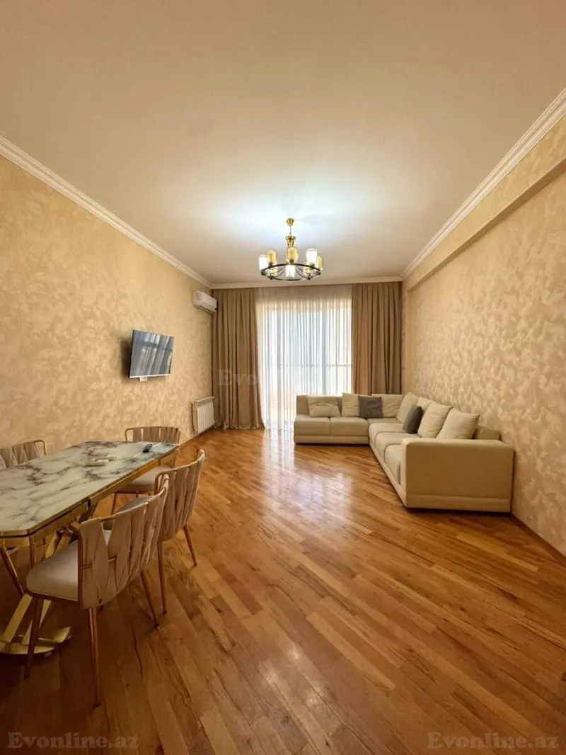 2 otaqlı Mənzil 83 m² Qara Qarayev m. Satılır