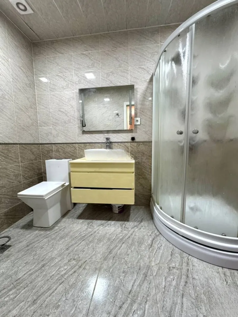 Satılır 2 otaqlı Mənzil Yeni tikili 83 m² Qara Qarayev m. - şəkil 7