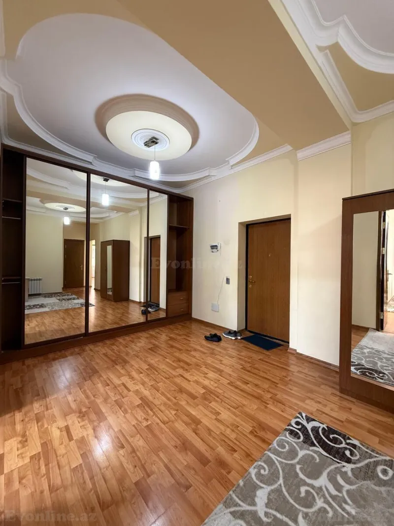 Kirayə verilir Ofis 220 m² Nizami m. - şəkil 7
