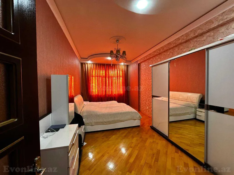 Satılır 3 otaqlı Mənzil Yeni tikili 145 m² Memar Əcəmi m. - şəkil 5