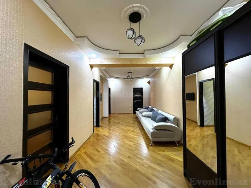 Satılır 3 otaqlı Mənzil Yeni tikili 145 m² Memar Əcəmi m. - şəkil 8