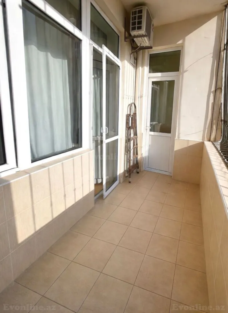 Satılır 3 otaqlı Mənzil Yeni tikili 145 m² Memar Əcəmi m. - şəkil 16