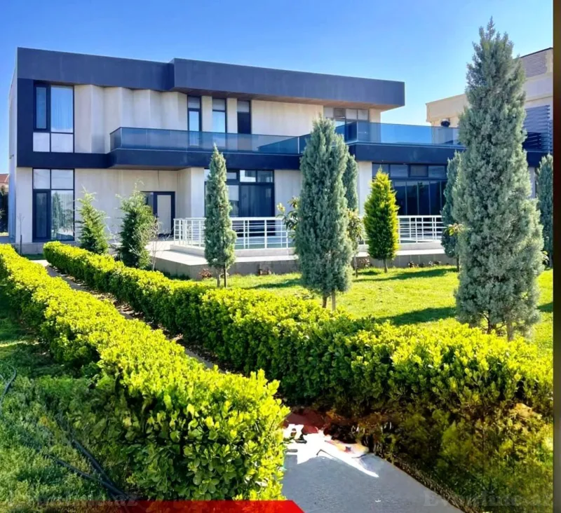 Satılır 8 otaqlı Həyət evi 600 m² Şüvəlan