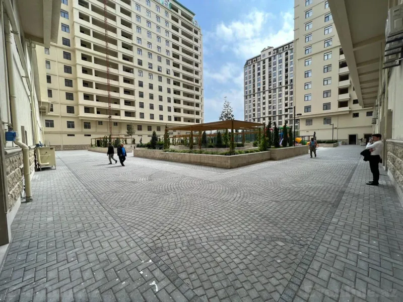 Satılır 4 otaqlı Mənzil Yeni tikili 176 m² Nərimanov r. - şəkil 2