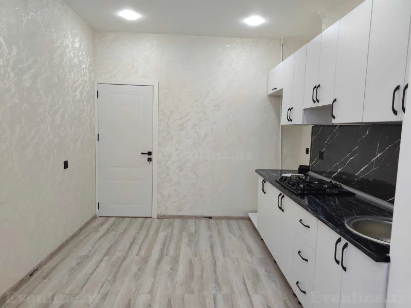 Satılır 2 otaqlı Mənzil Köhnə tikili 65 m² Azadlıq prospekti m. - şəkil 13