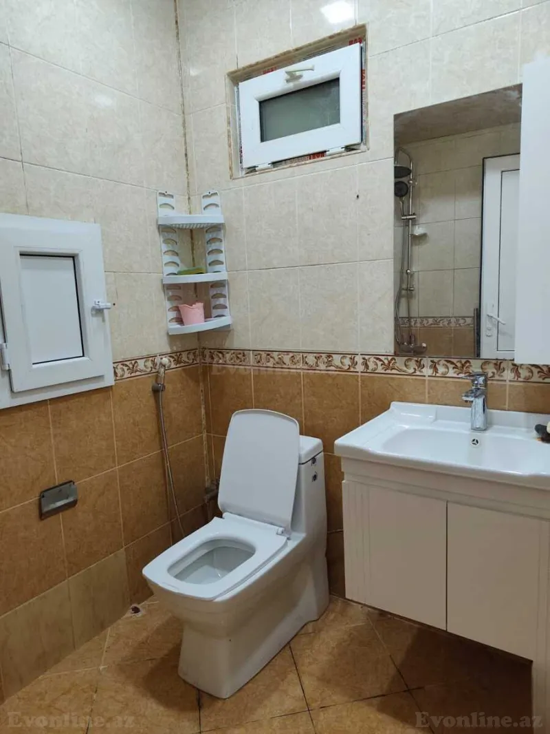Satılır 2 otaqlı Mənzil Köhnə tikili 65 m² Azadlıq prospekti m. - şəkil 15