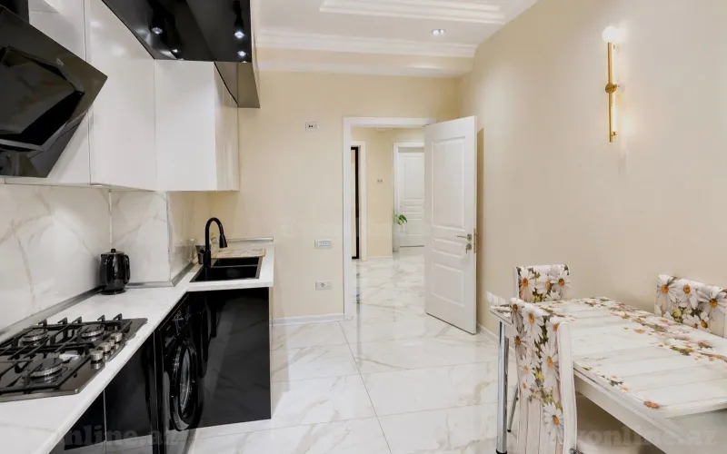 Satılır 3 otaqlı Mənzil Yeni tikili 130 m² Nəsimi r. - şəkil 7