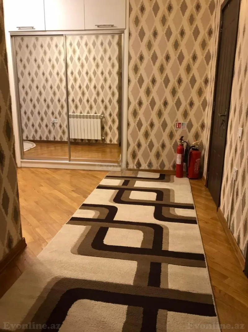 Kirayə verilir 3 otaqlı Mənzil Yeni tikili 155 m² 28 May m. - şəkil 10