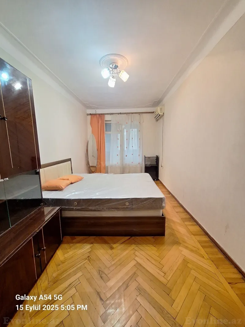 Kirayə verilir 3 otaqlı Mənzil Köhnə tikili 120 m² Səbail r. - şəkil 4