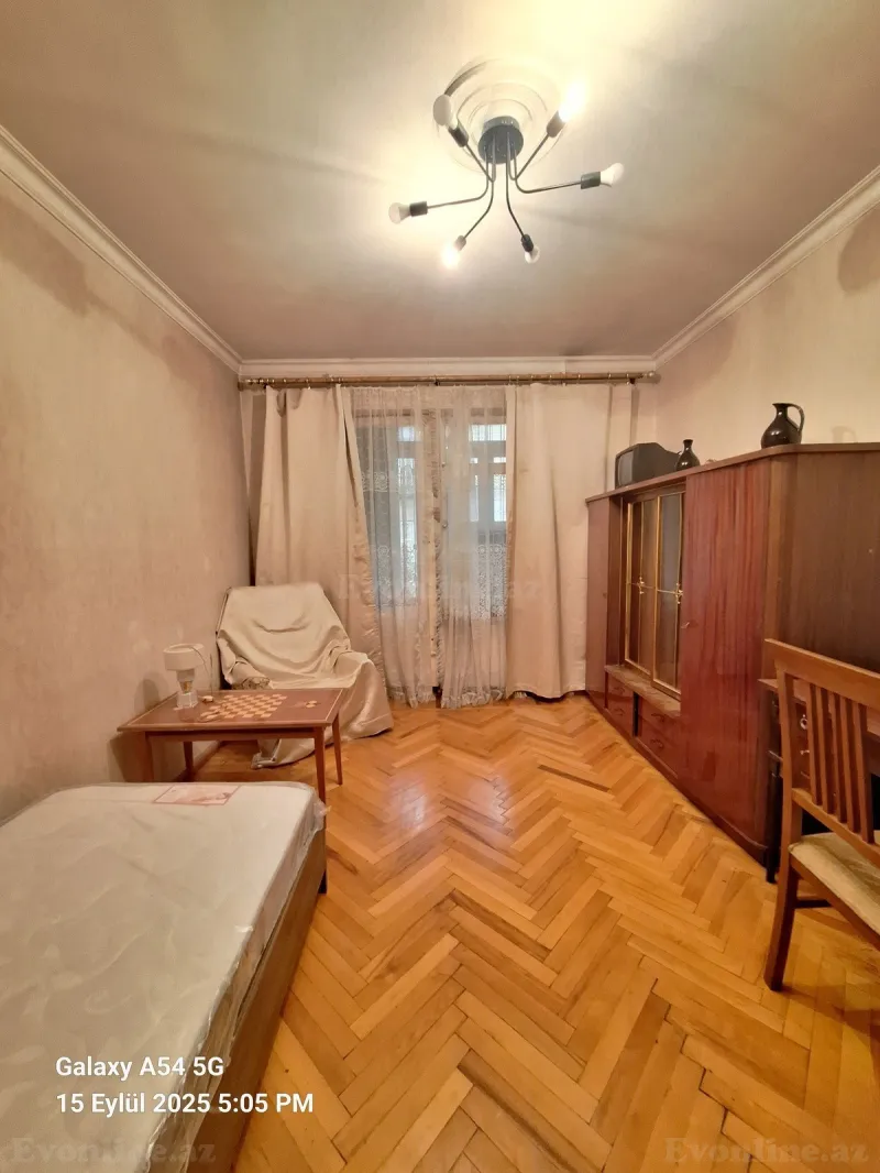 Kirayə verilir 3 otaqlı Mənzil Köhnə tikili 120 m² Səbail r. - şəkil 5