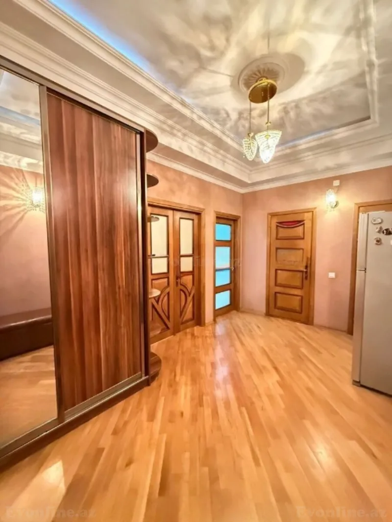 Satılır 3 otaqlı Mənzil Yeni tikili 115 m² İnşaatçılar m. - şəkil 16