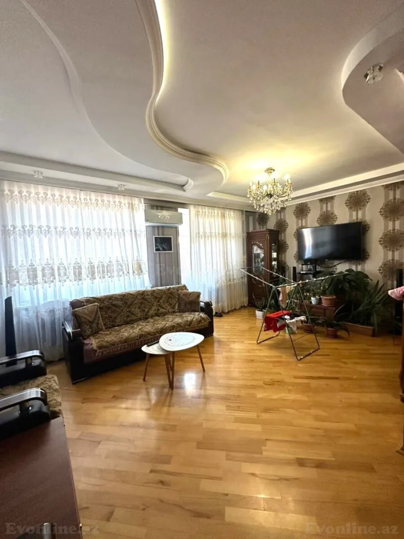 Satılır 3 otaqlı Mənzil Yeni tikili 107 m² İnşaatçılar m. - şəkil 2