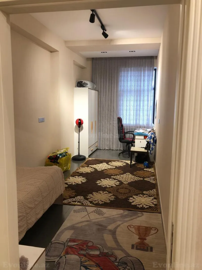 Satılır 4 otaqlı Mənzil Yeni tikili 202 m² Nizami m. - şəkil 9