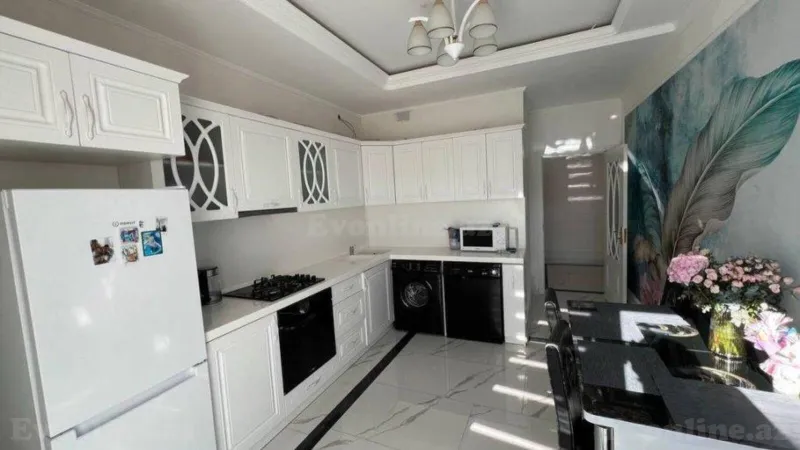 Kirayə verilir 3 otaqlı Mənzil Yeni tikili 148 m² 8 Noyabr m. - şəkil 5