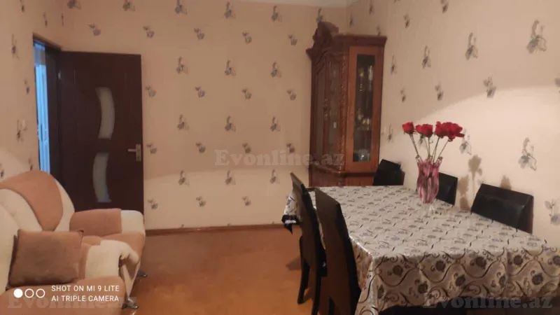 Satılır 3 otaqlı Mənzil Köhnə tikili 85 m² Bakıxanov
