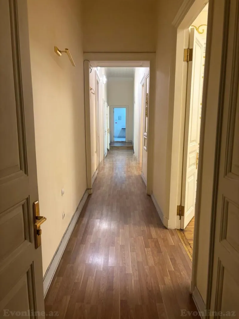 Kirayə verilir Ofis 350 m² Səbail r. - şəkil 4