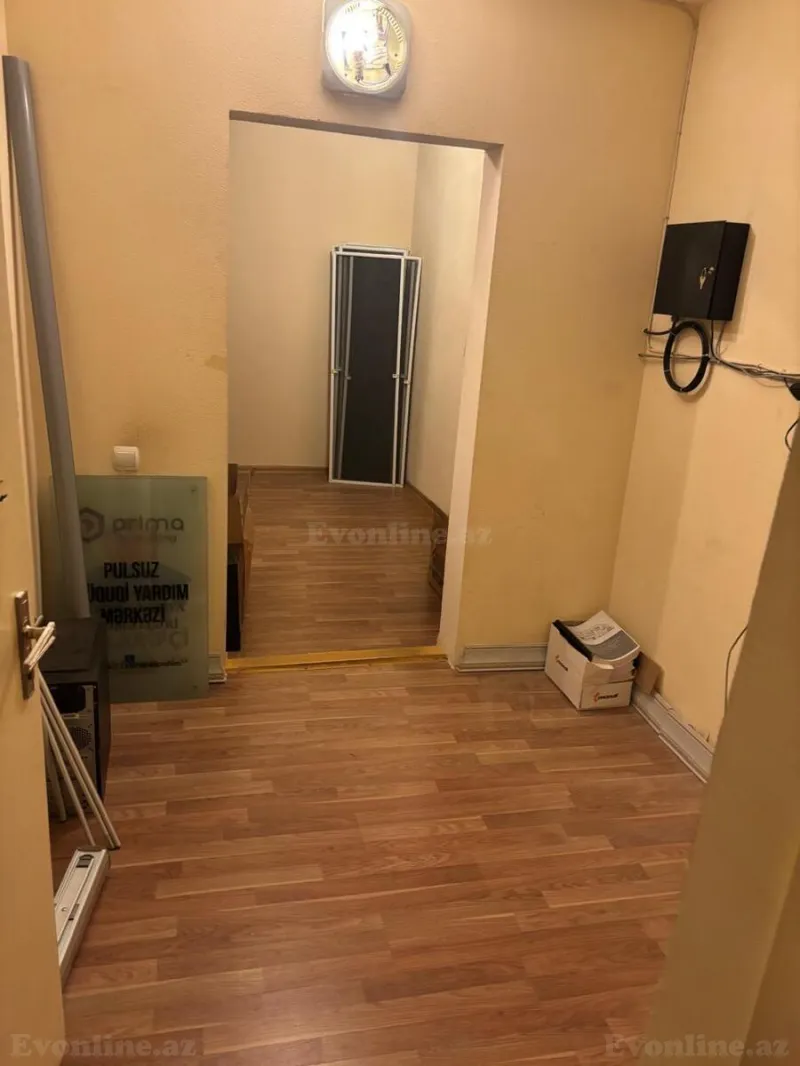 Kirayə verilir Ofis 350 m² Səbail r. - şəkil 8