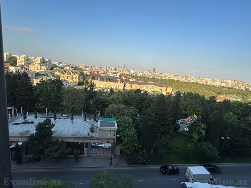 Satılır 2 otaqlı Mənzil Köhnə tikili 70 m² Nərimanov r.