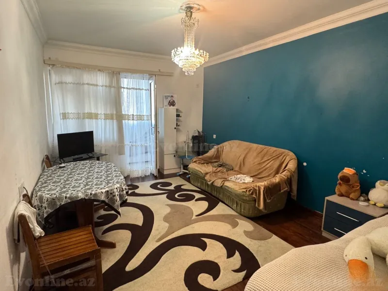 Satılır 2 otaqlı Mənzil Köhnə tikili 70 m² Nərimanov r. - şəkil 3