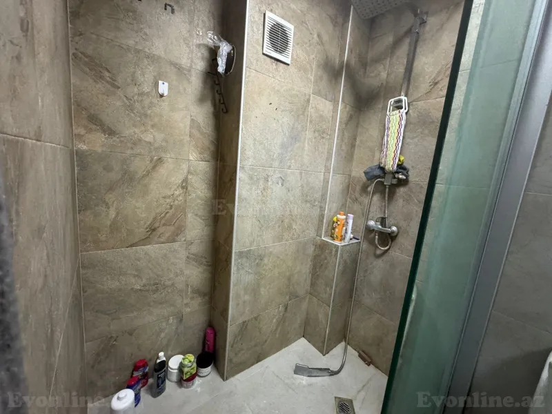 Satılır 2 otaqlı Mənzil Köhnə tikili 70 m² Nərimanov r. - şəkil 8