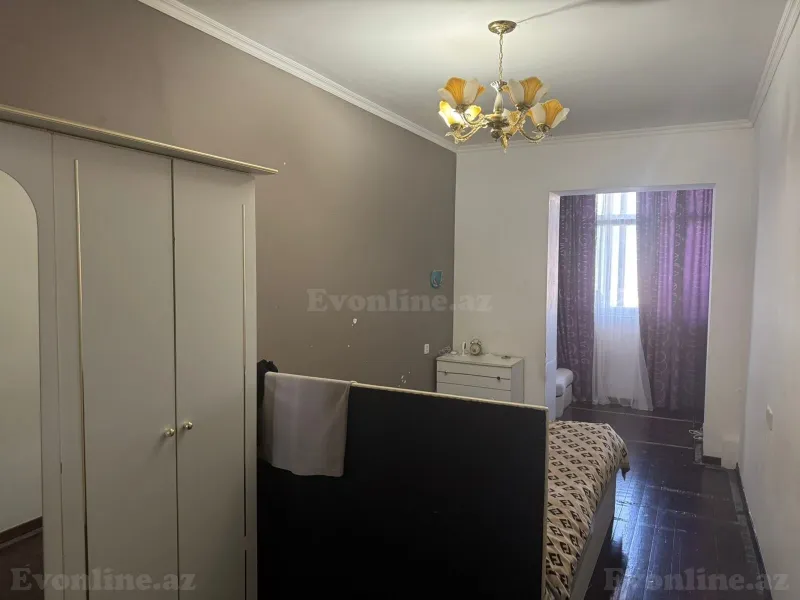 Satılır 2 otaqlı Mənzil Köhnə tikili 70 m² Nərimanov r. - şəkil 12