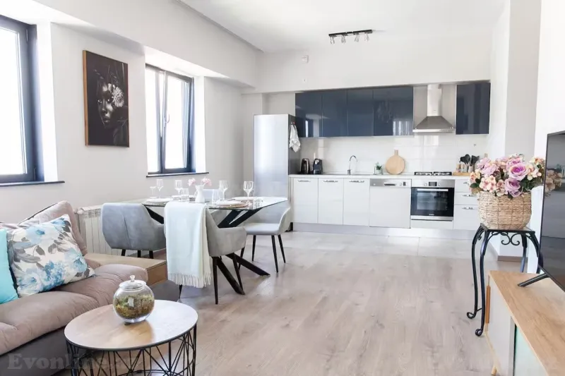 3 otaqlı Mənzil 113 m² Xətai r. Kirayə verilir