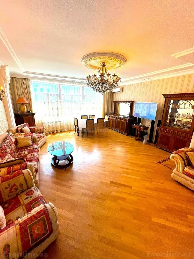 Satılır 3 otaqlı Mənzil Yeni tikili 140 m² Xətai r. - şəkil 2