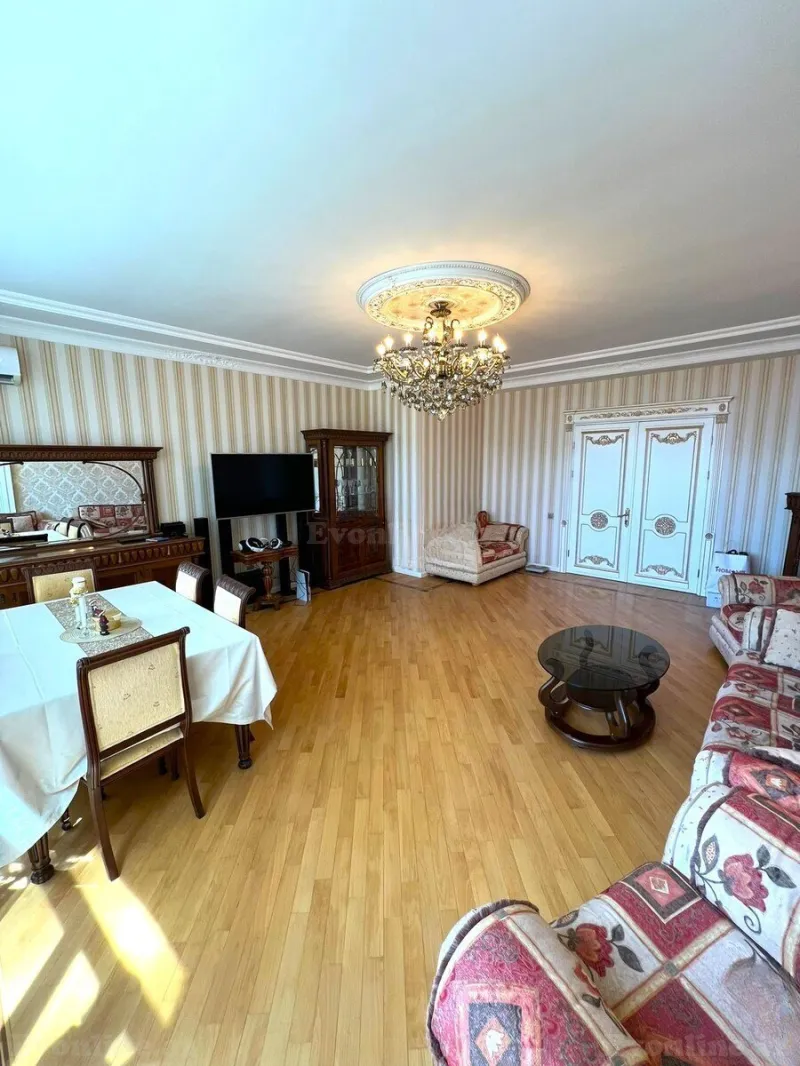 Satılır 3 otaqlı Mənzil Yeni tikili 140 m² Xətai r. - şəkil 3