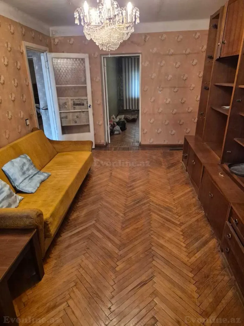 Satılır 3 otaqlı Mənzil Köhnə tikili 70 m² Elmlər Akademiyası m. - şəkil 2