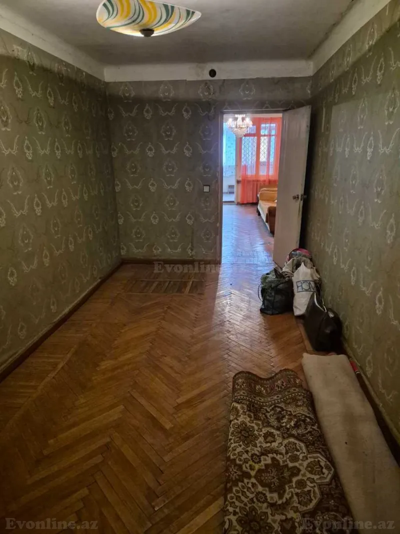 Satılır 3 otaqlı Mənzil Köhnə tikili 70 m² Elmlər Akademiyası m. - şəkil 4