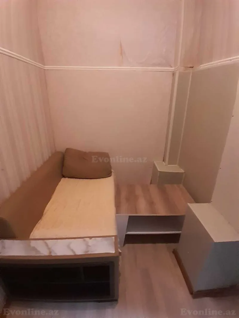 Satılır 2 otaqlı Mənzil Köhnə tikili 35 m² Sahil m. - şəkil 3