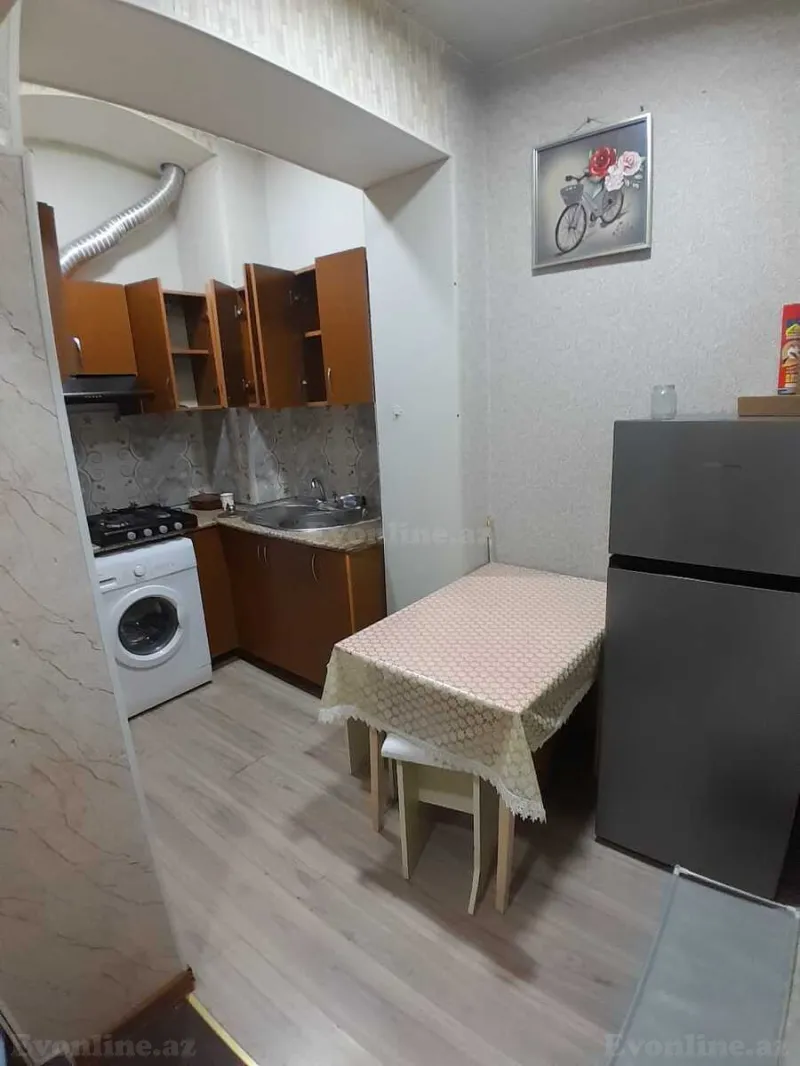 Satılır 2 otaqlı Mənzil Köhnə tikili 35 m² Sahil m. - şəkil 5