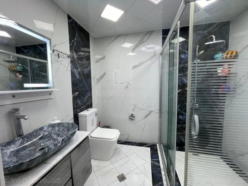 Kirayə verilir 3 otaqlı Mənzil Yeni tikili 120 m² İnşaatçılar m. - şəkil 12
