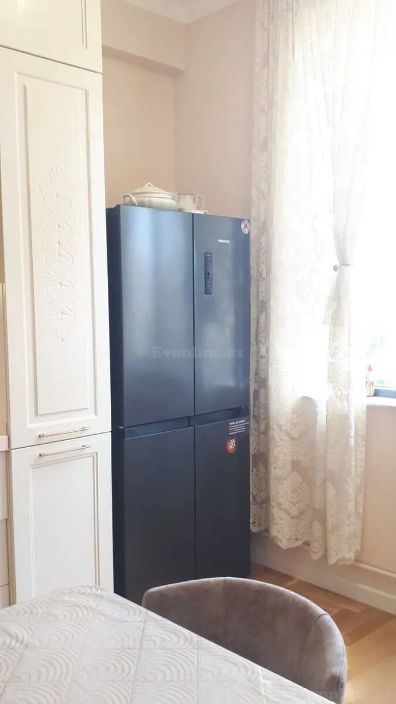 Kirayə verilir 3 otaqlı Mənzil Yeni tikili 121 m² Memar Əcəmi m. - şəkil 6