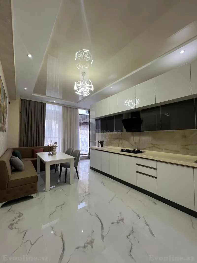 Satılır 4 otaqlı Mənzil Yeni tikili 170 m² Həzi Aslanov m. - şəkil 3