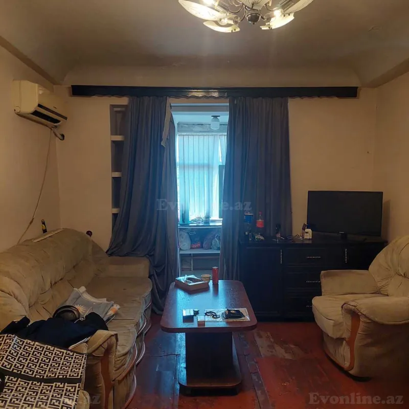 Kirayə verilir 1 otaqlı Mənzil Köhnə tikili 22 m² Qara Qarayev m.