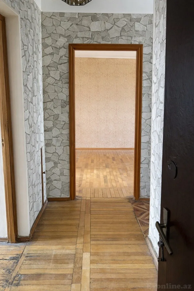 Satılır 3 otaqlı Mənzil Köhnə tikili 77 m² Neftçilər m. - şəkil 6