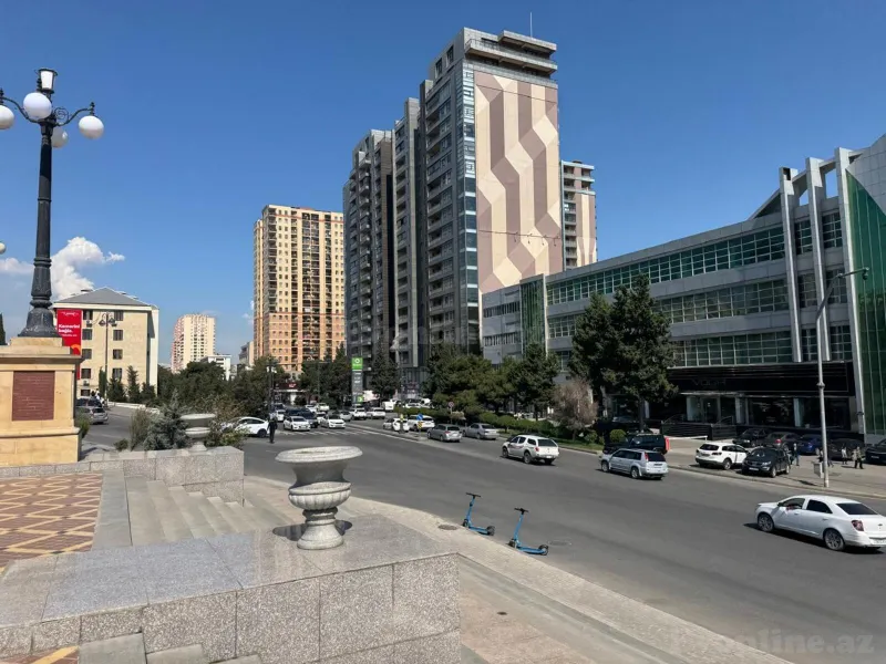 Kirayə verilir Obyekt 3600 m² İnşaatçılar m. - şəkil 25