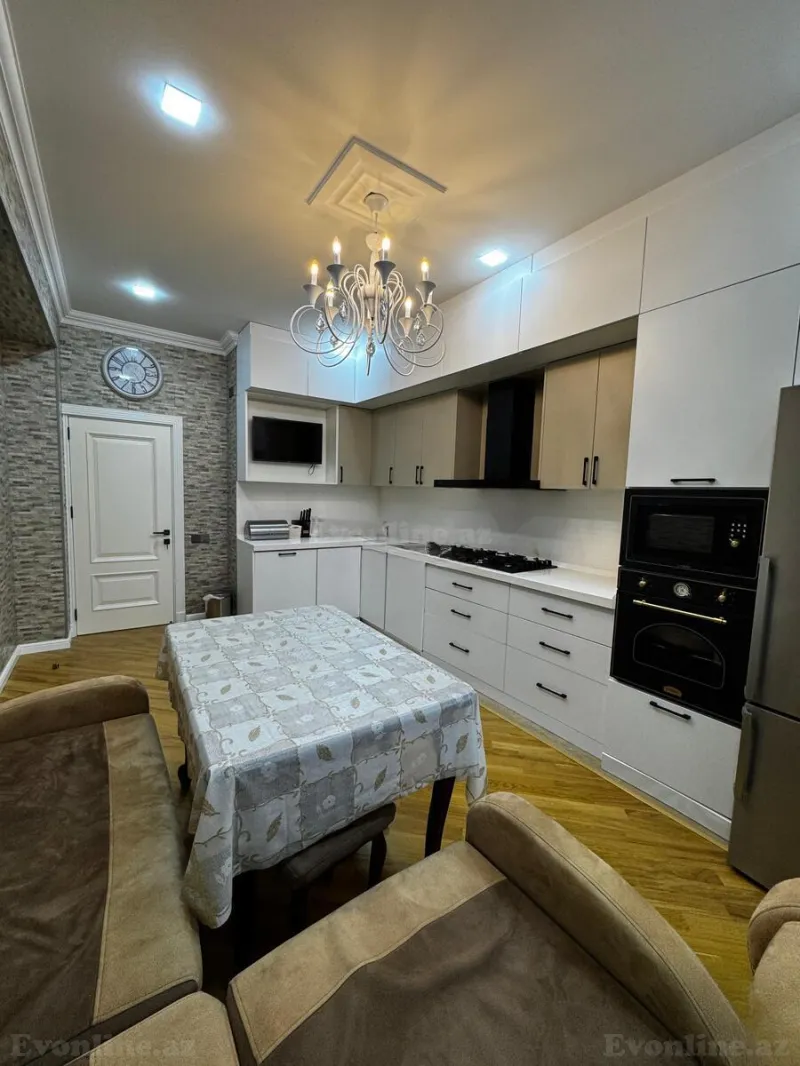 Satılır 2 otaqlı Mənzil Yeni tikili 119 m² Nəsimi r. - şəkil 4