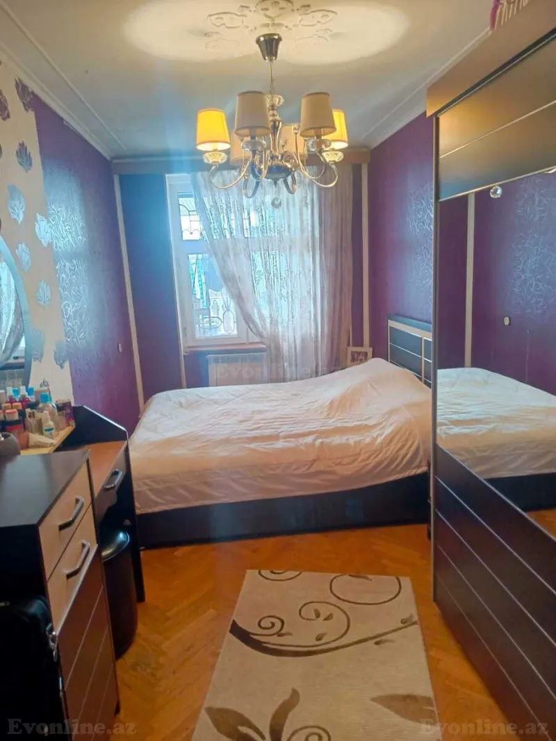 Satılır 3 otaqlı Mənzil Köhnə tikili 110 m² Nərimanov r. - şəkil 2