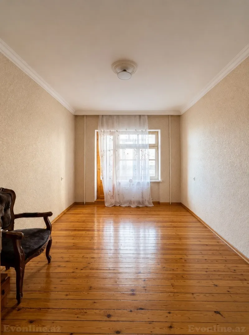 Satılır 5 otaqlı Mənzil Köhnə tikili 119 m² Həzi Aslanov m. - şəkil 3