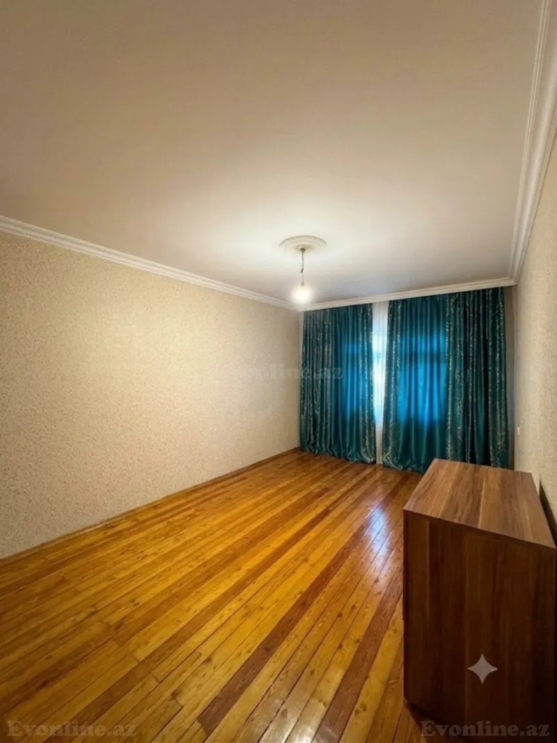 Satılır 5 otaqlı Mənzil Köhnə tikili 119 m² Həzi Aslanov m. - şəkil 4
