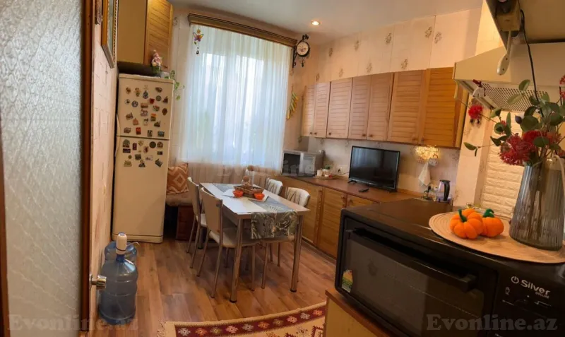 Satılır 4 otaqlı Mənzil Köhnə tikili 110 m² 28 May m. - şəkil 7