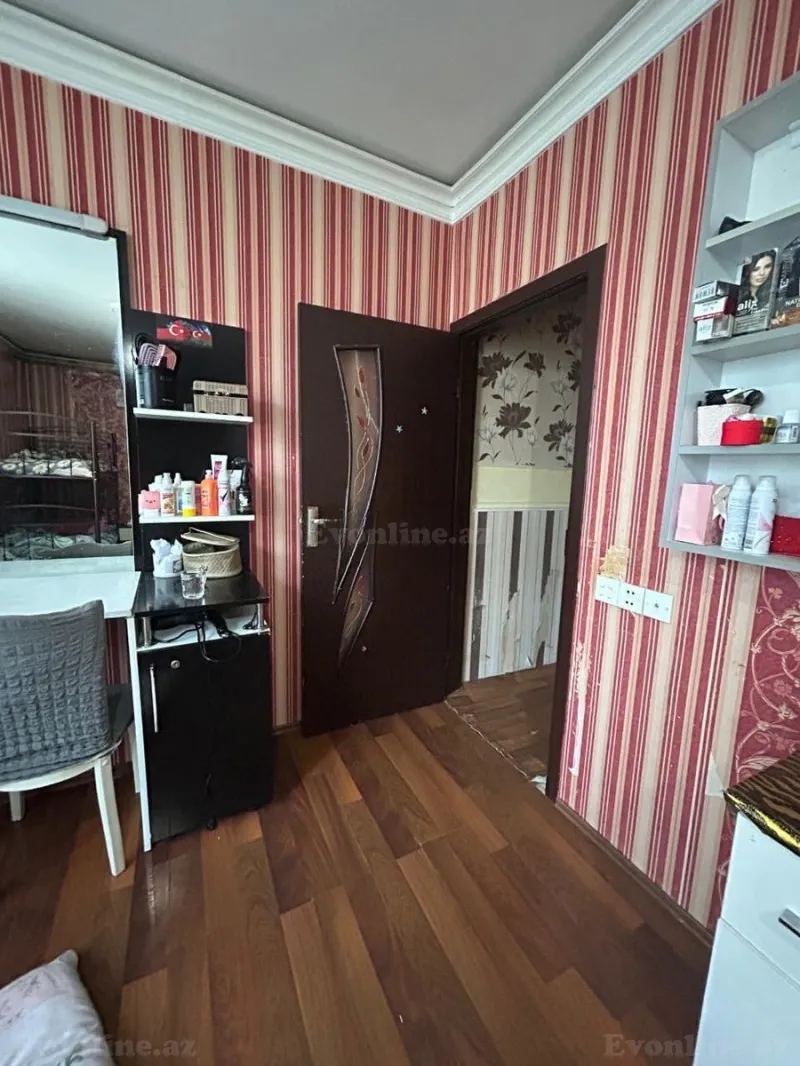 Satılır 2 otaqlı Mənzil Köhnə tikili 70 m² Xırdalan - şəkil 2